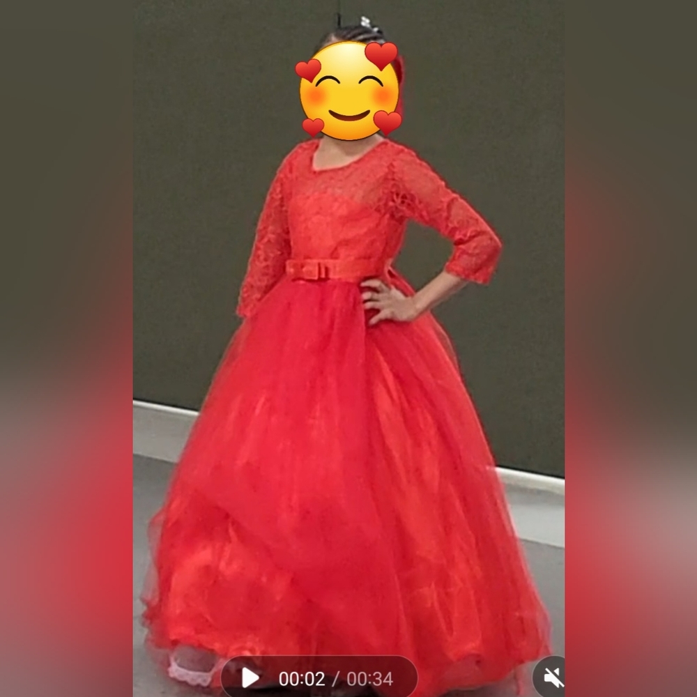 Girls red formal dress, size 7/8